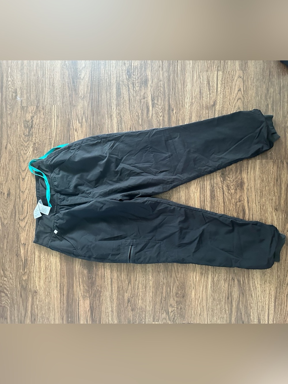 Figs Women's Black  yola Jogger Sweatpants with Teal Trim